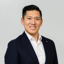 堀 新一郎