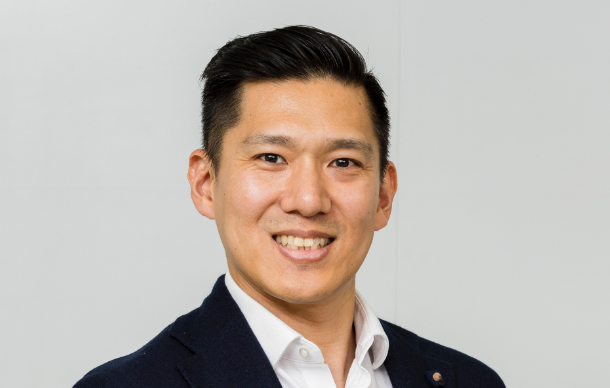 堀 新一郎